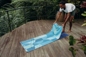Yoga Design Lab - Yoga Handtuch - Rutschfest, leicht-4